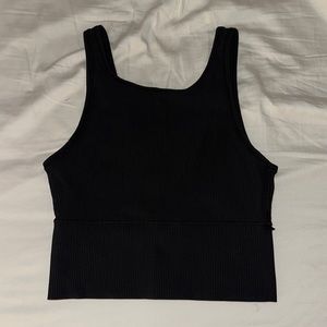 Lululemon workout top